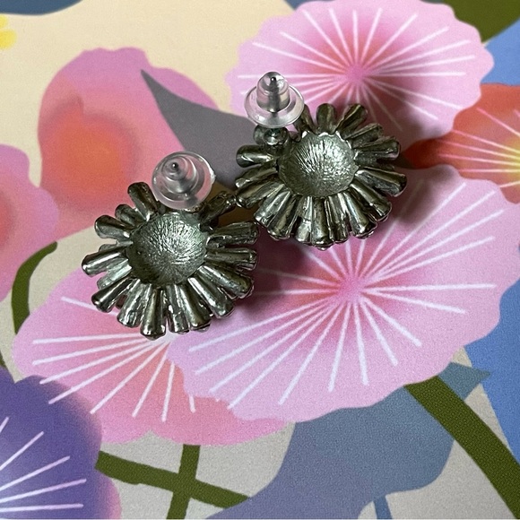 Vintage atomic style silvertone post earrings w/ rhinestones - Picture 5 of 8